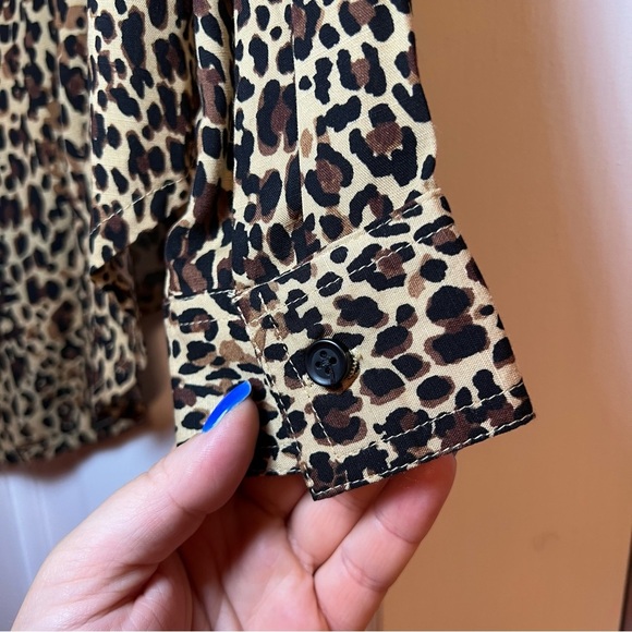 #85 BEACHLUNCHLOUNGE LEOPARD PRINT TOP SMALL - Picture 4 of 5